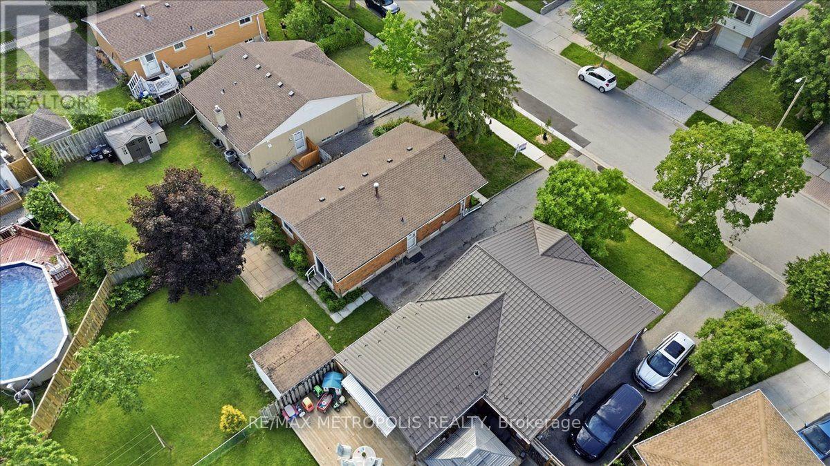 615 Dogwood Lane, Waterloo, ON - Outdoor With View