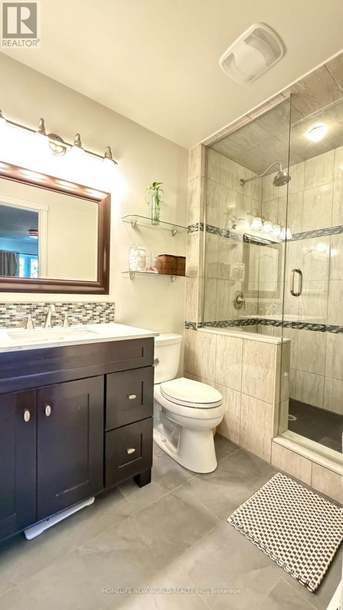 5 Doral Gate, Markham, ON - Indoor Photo Showing Bathroom