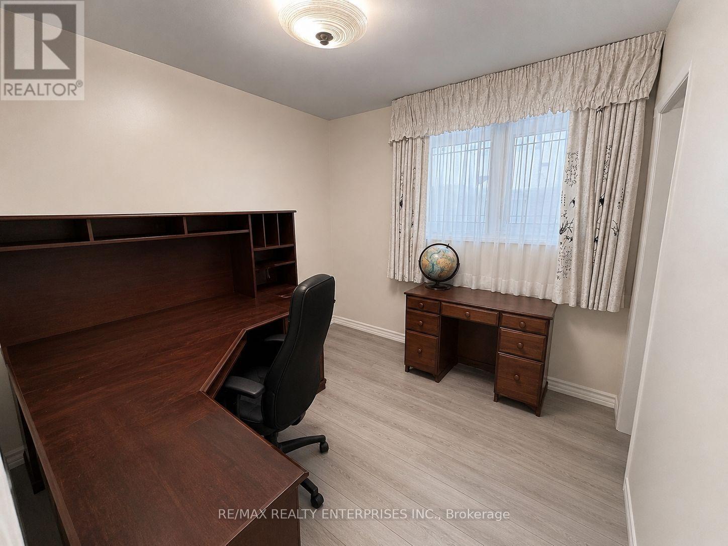 1571 Muir Road, Mississauga, ON - Indoor Photo Showing Office