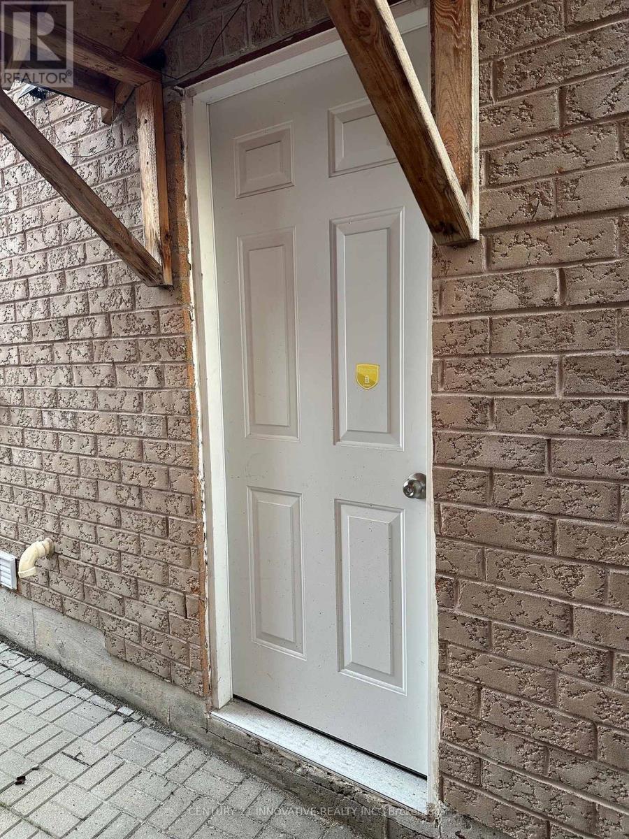 14 Whitbread Crescent, Ajax, ON - Indoor Photo Showing Other Room