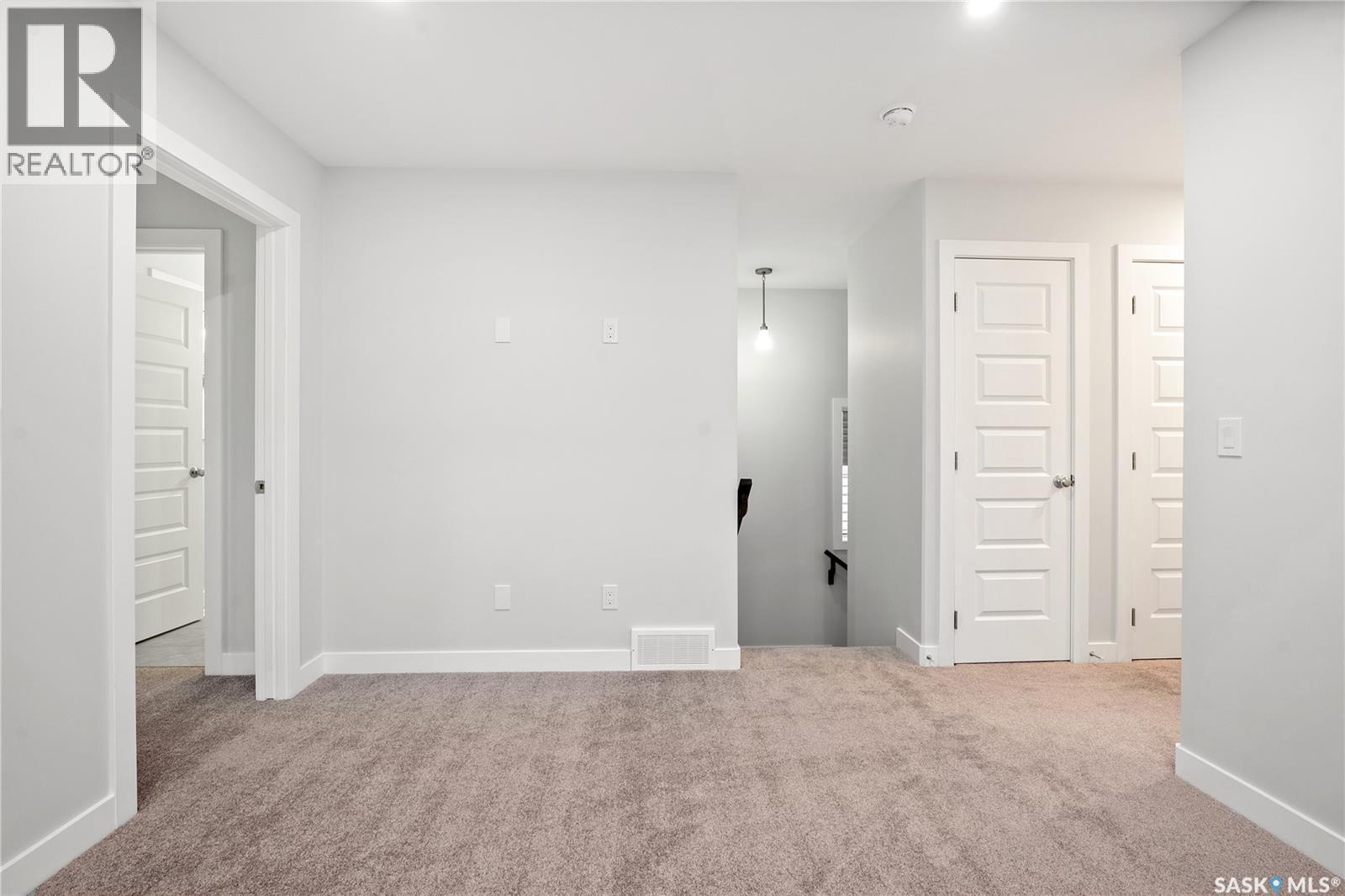 2921 Green Turtle Road, Regina, SK - Indoor Photo Showing Other Room