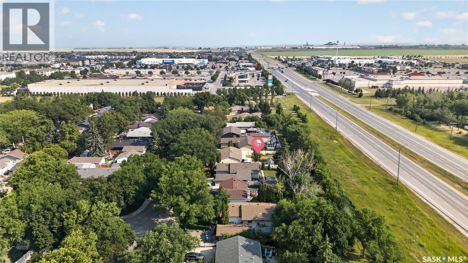 12 Jackson Bay, Regina, SK - Outdoor With View