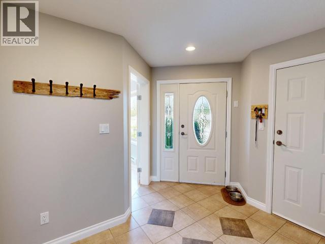 7066 Qualicum Way, Powell River, BC - Indoor Photo Showing Other Room
