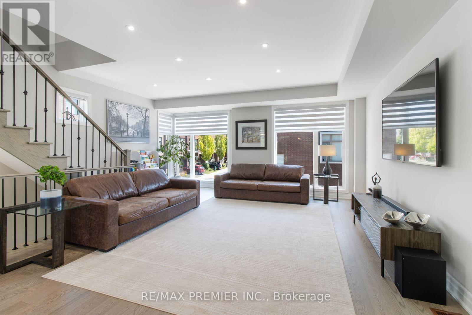 2 Gaddi Way, Vaughan, ON - Indoor