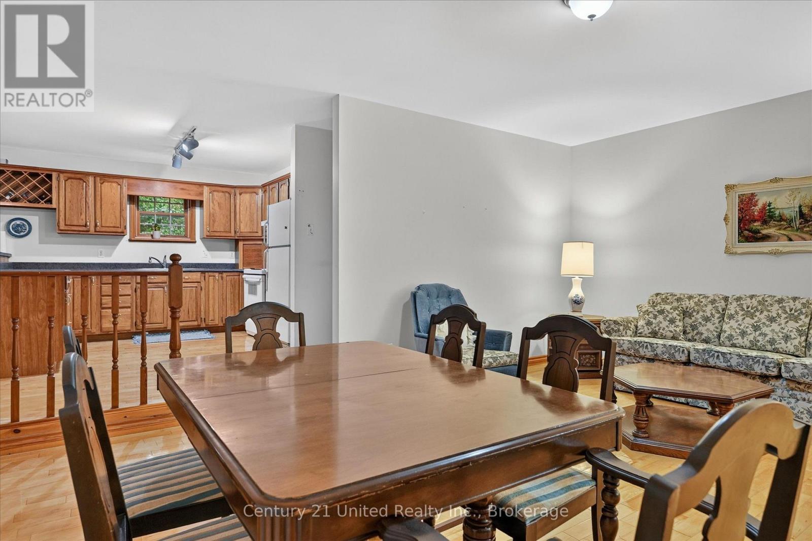 335 Douro 3Rd Line, Douro-Dummer, ON - Indoor Photo Showing Dining Room