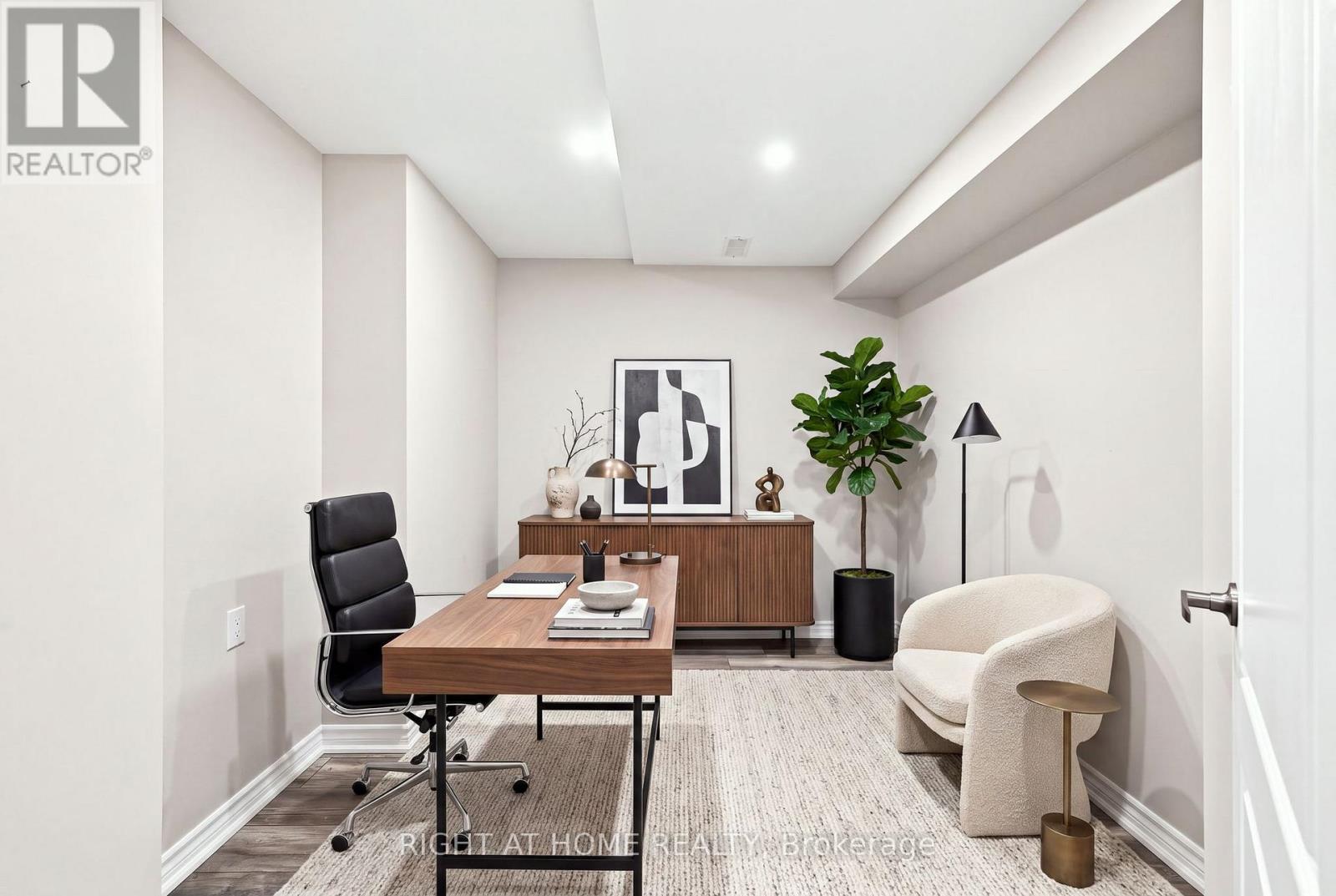 179 Cachet Boulevard, Whitby, ON - Indoor Photo Showing Office