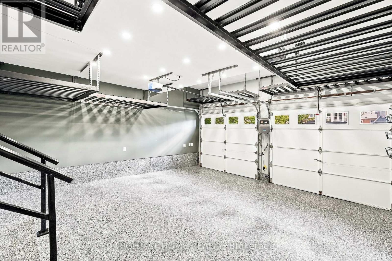 179 Cachet Boulevard, Whitby, ON - Indoor Photo Showing Garage