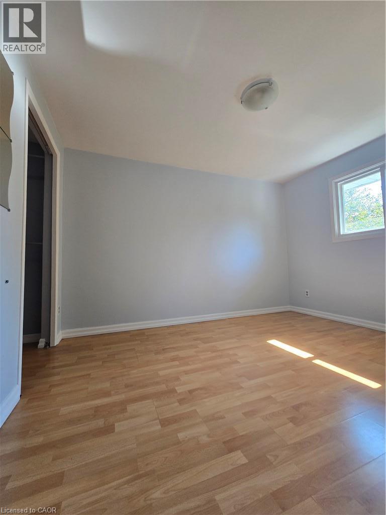 59 Chalmers Street S, Cambridge, ON - Indoor Photo Showing Other Room