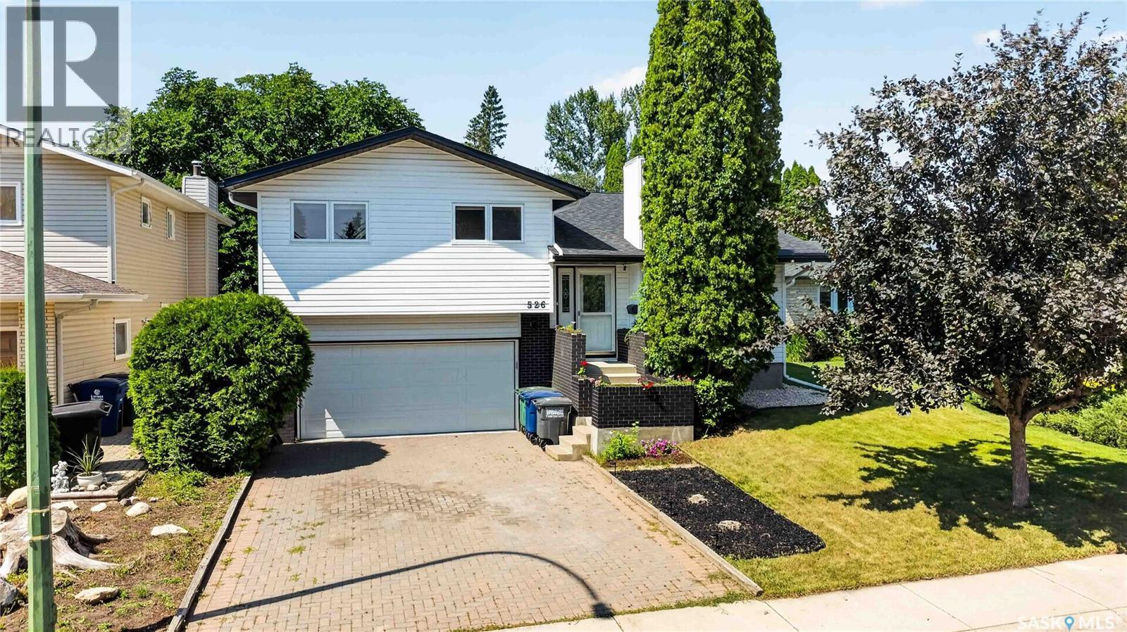 526 Tobin Crescent, Saskatoon, SK - Outdoor
