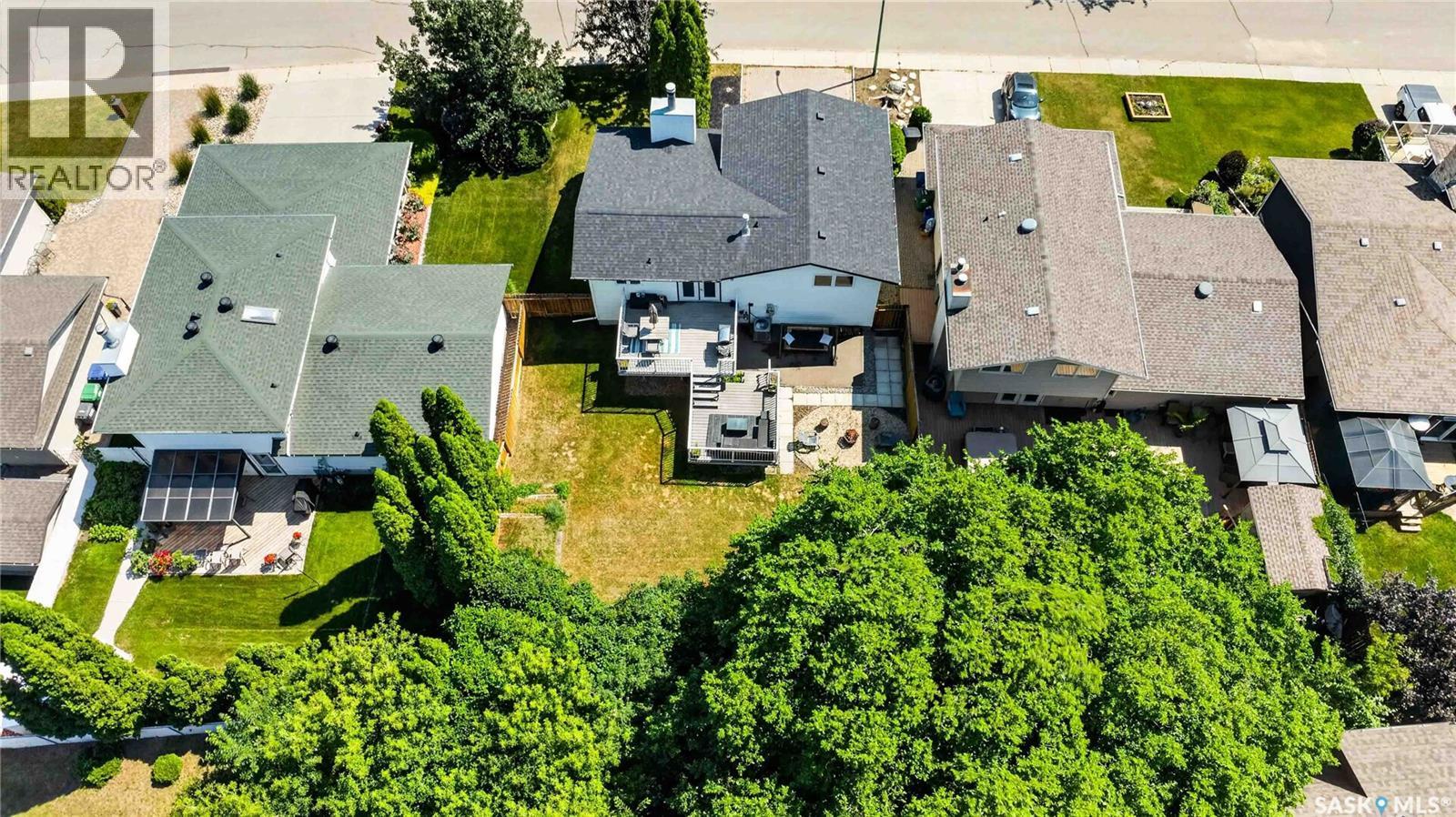 526 Tobin Crescent, Saskatoon, SK - Outdoor