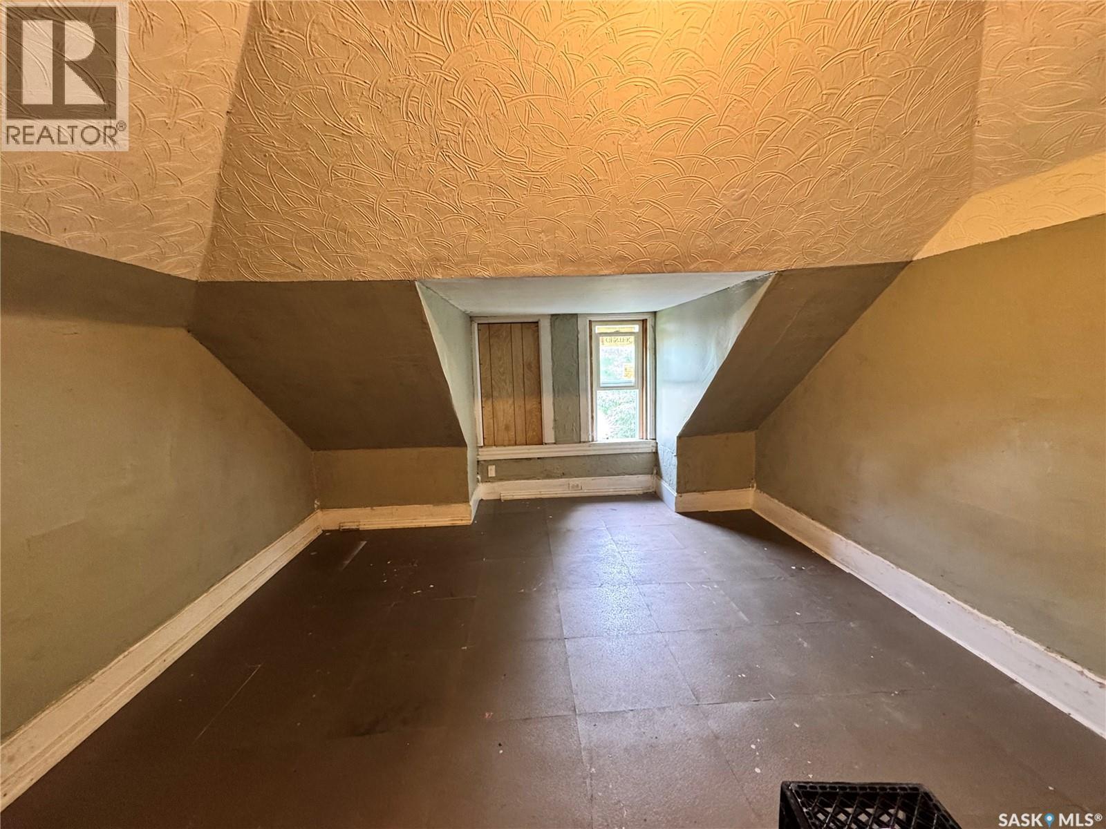 855 2Nd Street E, Prince Albert, SK - Indoor Photo Showing Other Room