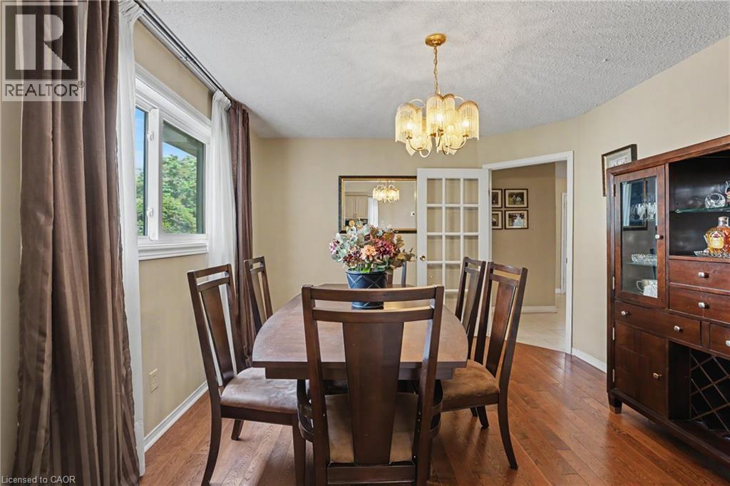 5172 Hidden Valley Court, Mississauga, ON - Indoor Photo Showing Dining Room