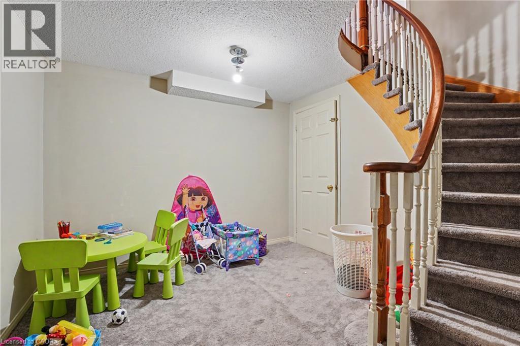 5172 Hidden Valley Court, Mississauga, ON - Indoor Photo Showing Other Room