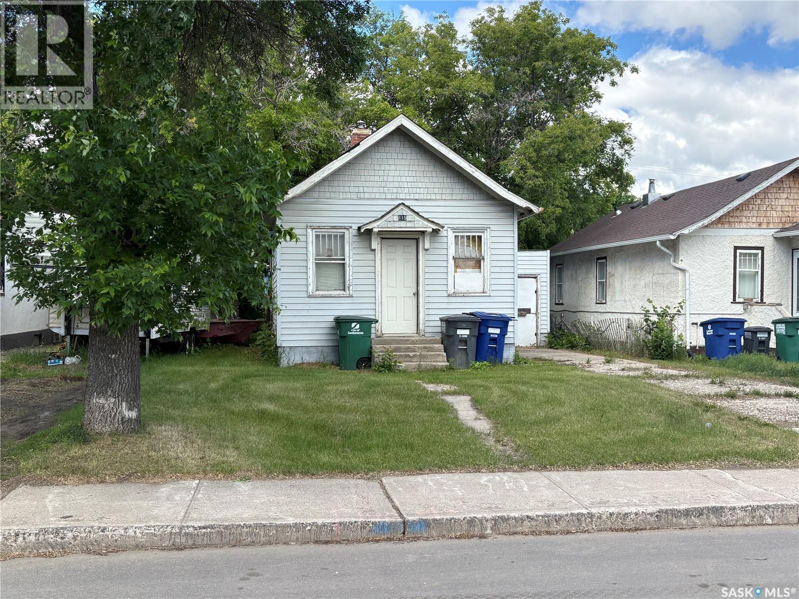 115 L Avenue S, Saskatoon, SK - Outdoor