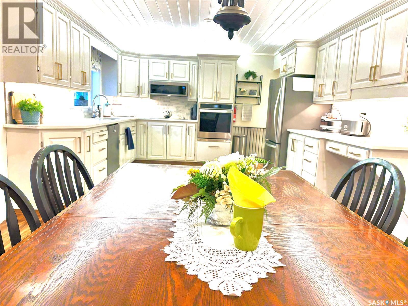 Hague Acreage, Rosthern Rm No. 403, SK - Indoor