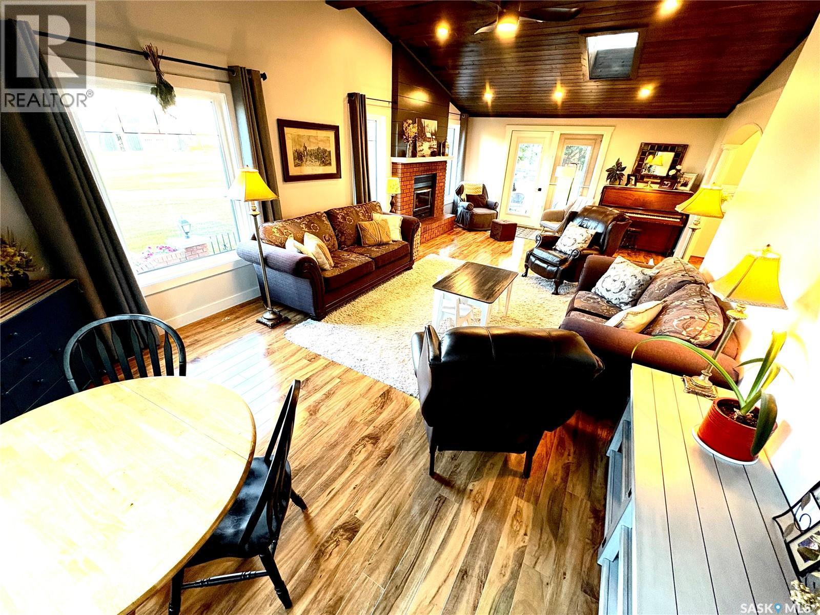 Hague Acreage, Rosthern Rm No. 403, SK - Indoor