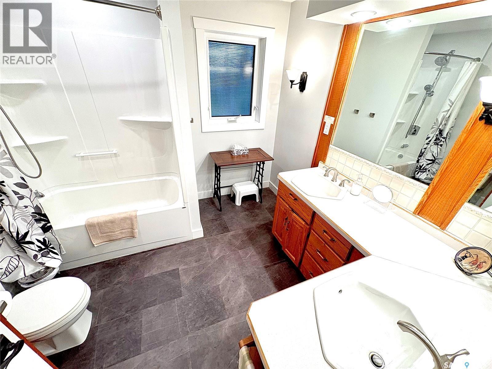 Hague Acreage, Rosthern Rm No. 403, SK - Indoor Photo Showing Bathroom