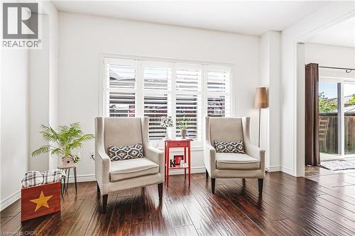32 Dulgaren Street, Hamilton, ON - Indoor