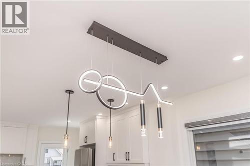 40 Glendale Avenue N, Hamilton, ON - Indoor Photo Showing Other Room