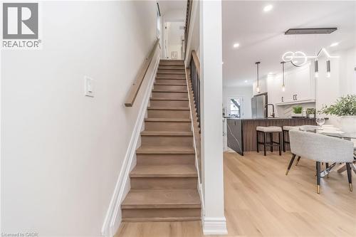 40 Glendale Avenue N, Hamilton, ON - Indoor