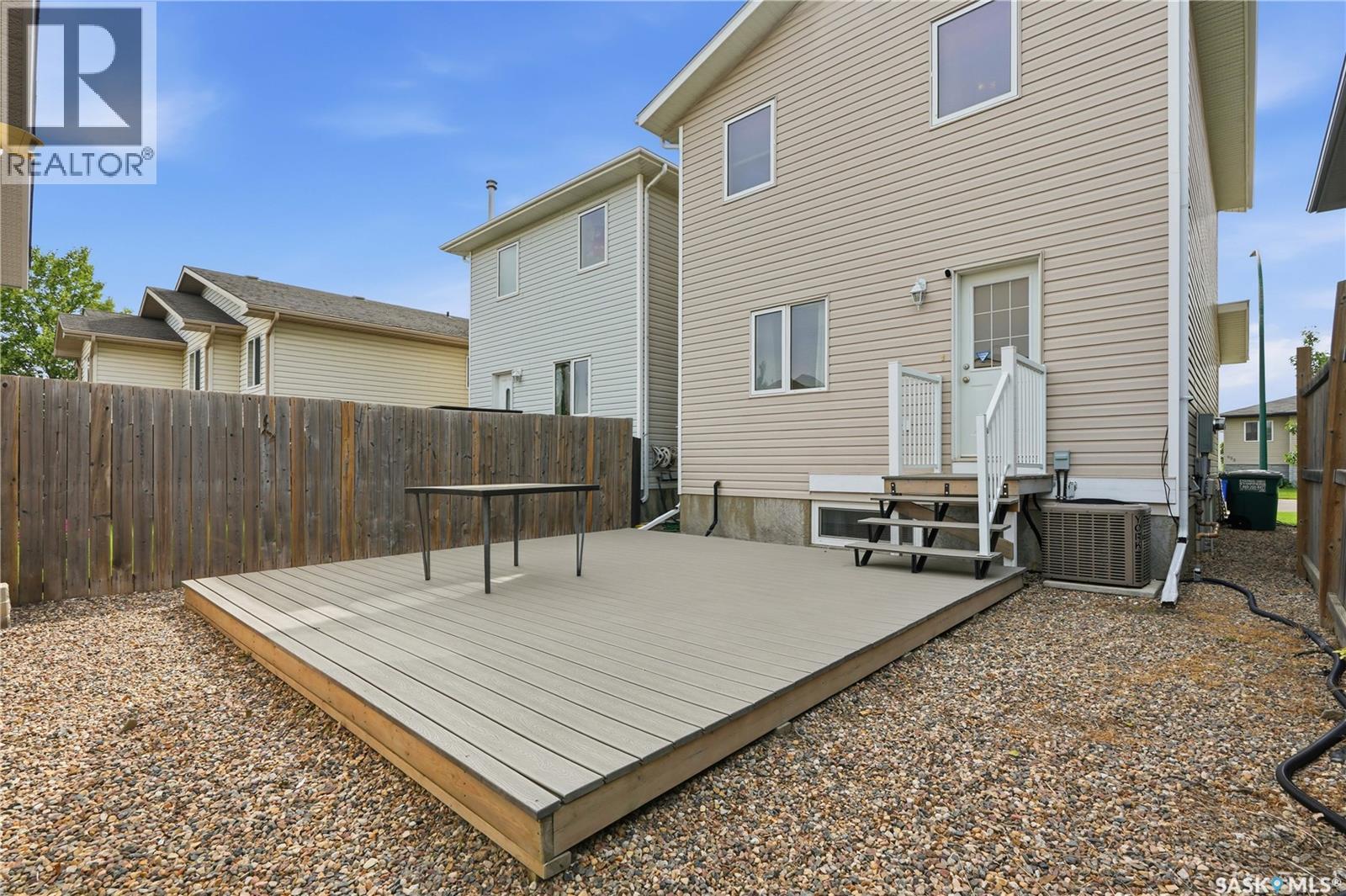 426 Rutherford Crescent, Saskatoon, SK - Outdoor With Exterior