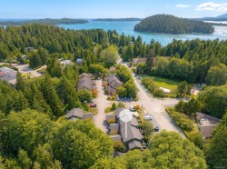 #6-301 Arnet Rd Tofino, BC V0R 2Z0