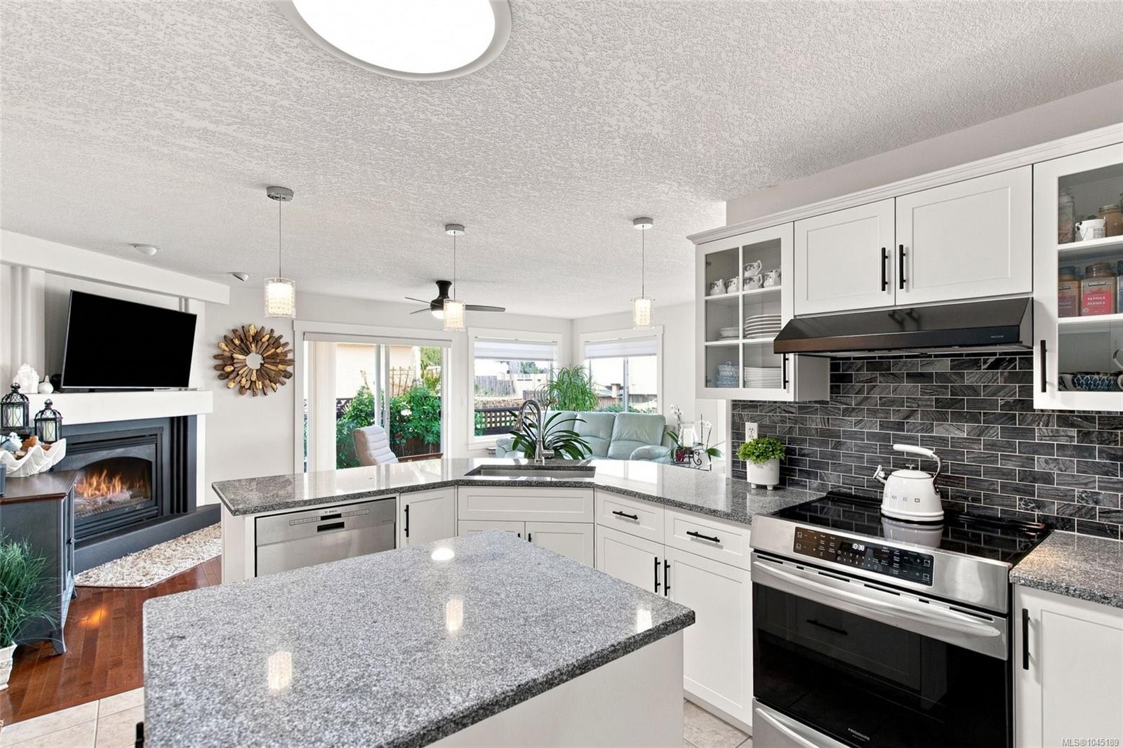 6343 Icarus Dr, Nanaimo, BC