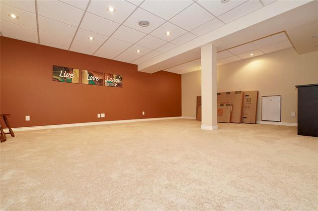 18 Thunder Bay, Winnipeg, MB - Indoor
