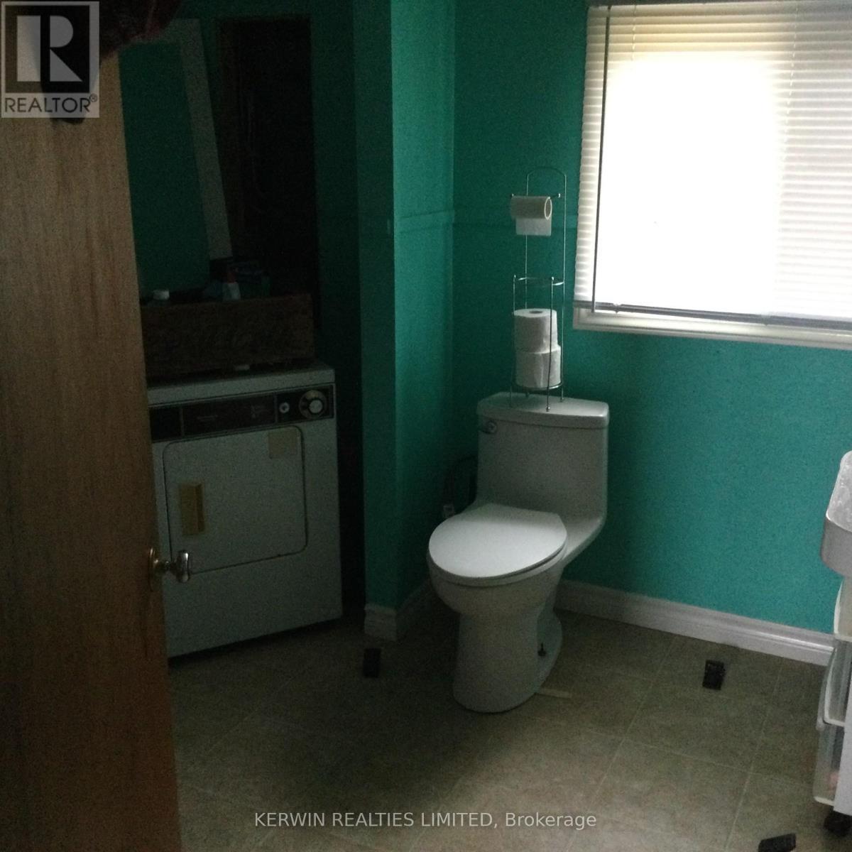 263 Ub2 Drive E, Rideau Lakes, ON - Indoor Photo Showing Bathroom