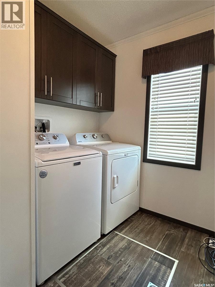 7 2004 Alice Road, Estevan, SK - Indoor Photo Showing Laundry Room