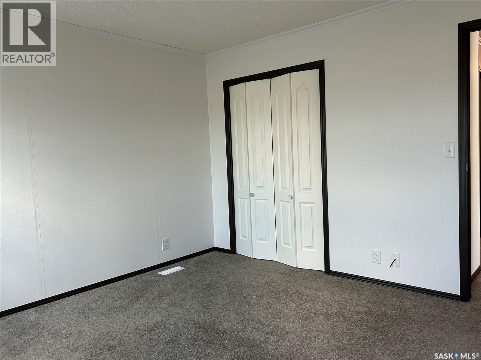 7 2004 Alice Road, Estevan, SK - Indoor Photo Showing Other Room