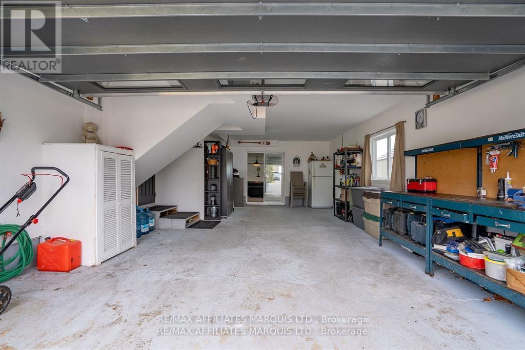 6576 Tree Haven Road, South Glengarry, ON - Indoor Photo Showing Garage