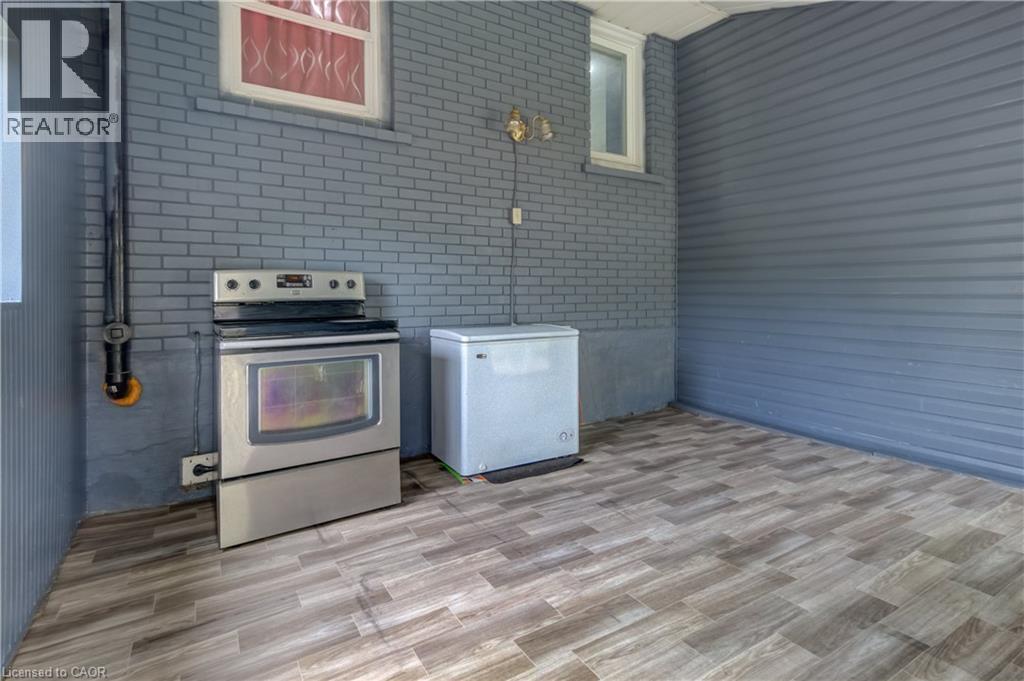 182 Avalon Place, Kitchener, ON -