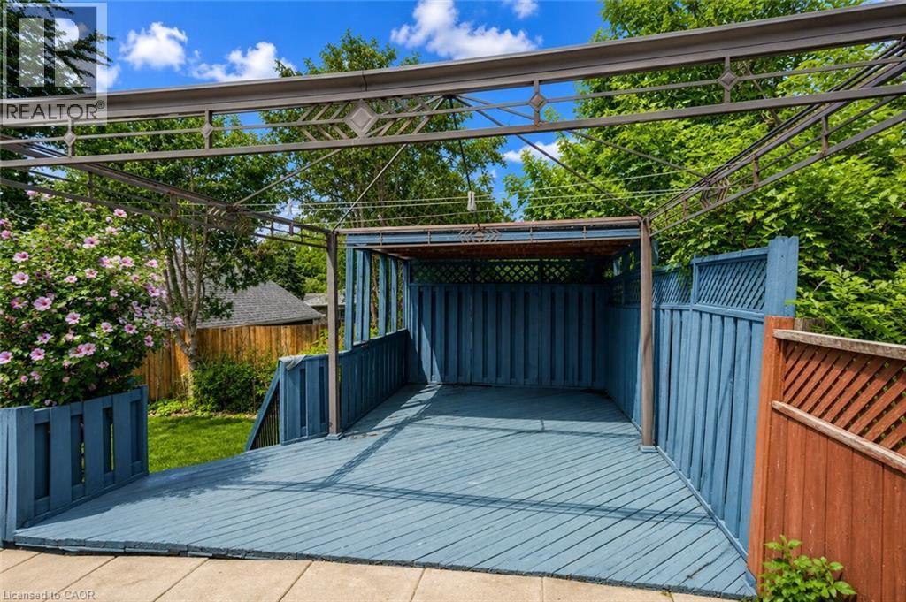 182 Avalon Place, Kitchener, ON - Outdoor With Exterior