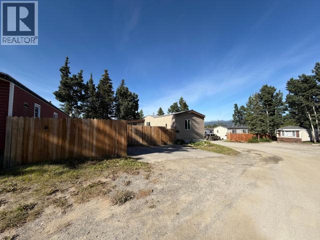 60-986 Range Road, Whitehorse, YT - Outdoor