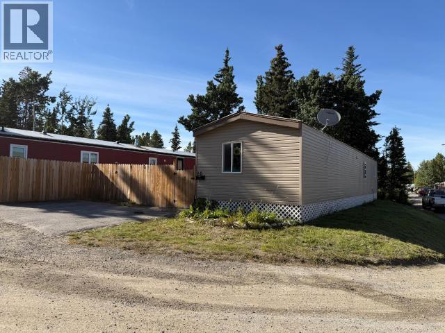 60-986 Range Road, Whitehorse, YT - Outdoor
