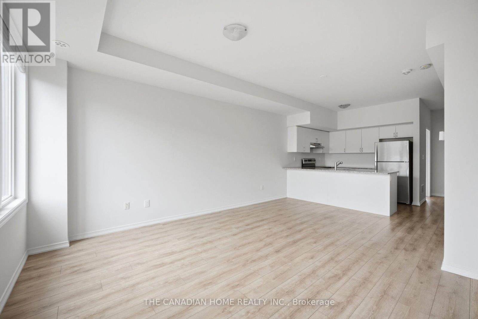 99 Danzatore Path, Oshawa, ON - Indoor Photo Showing Kitchen