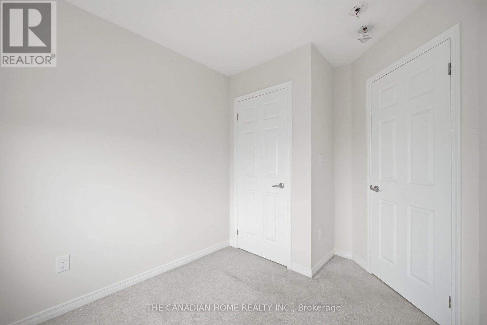 99 Danzatore Path, Oshawa, ON - Indoor Photo Showing Other Room
