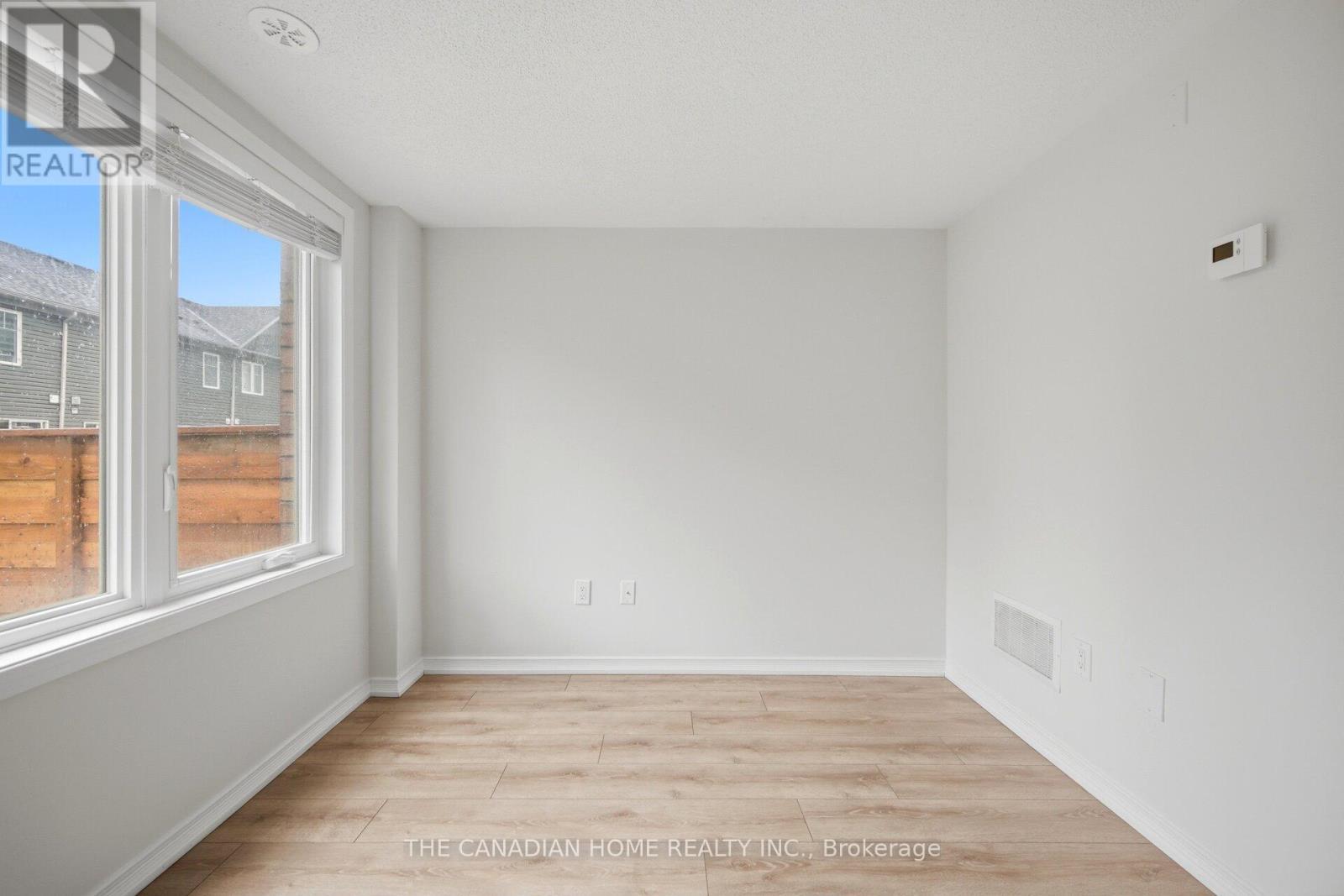 99 Danzatore Path, Oshawa, ON - Indoor Photo Showing Other Room