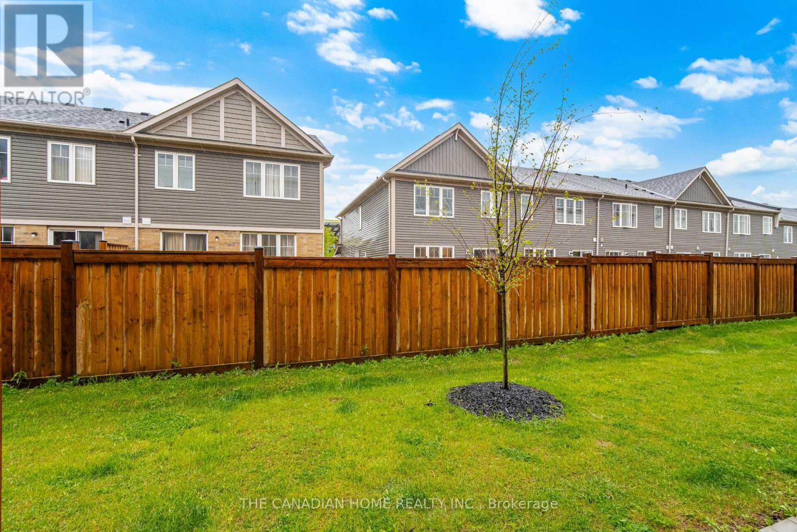 99 Danzatore Path, Oshawa, ON - Outdoor