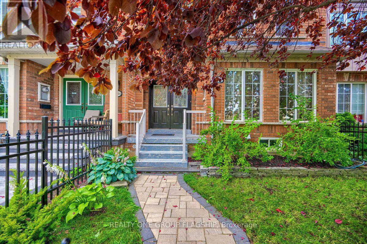 5846 Tenth Line W, Mississauga, ON - Outdoor With Facade