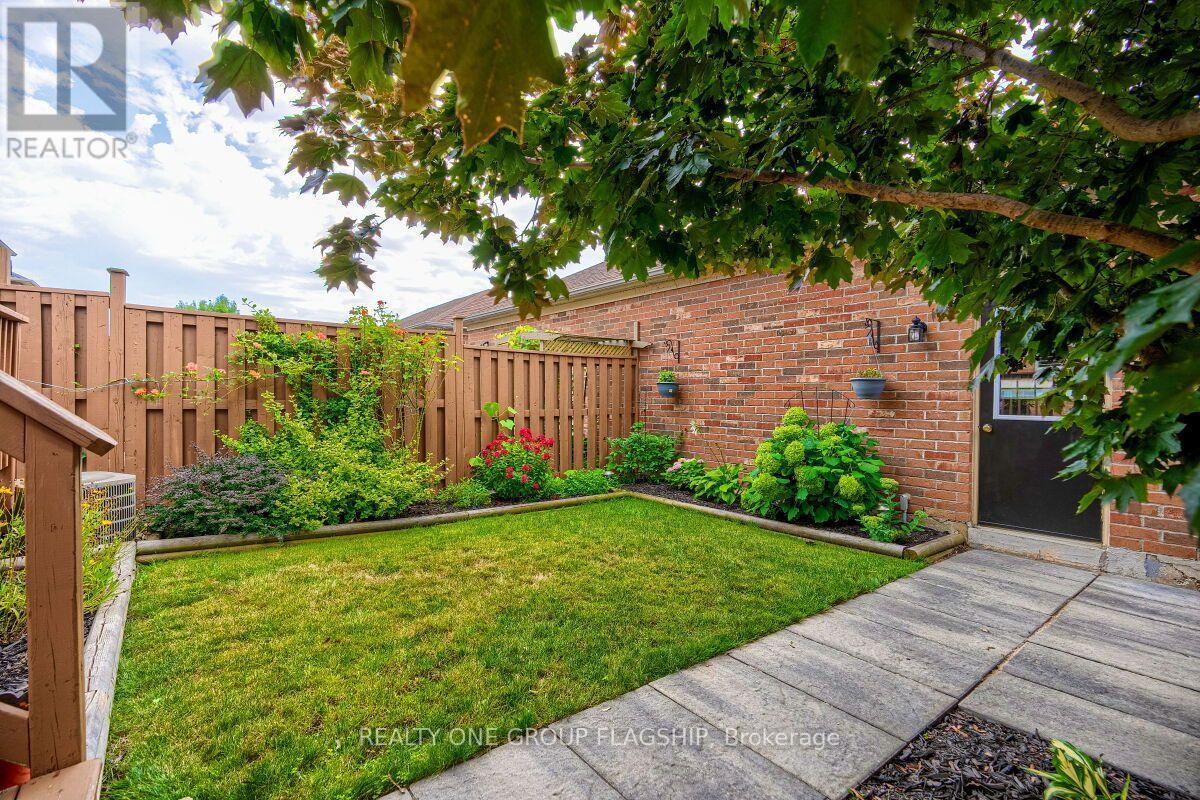 5846 Tenth Line W, Mississauga, ON - Outdoor