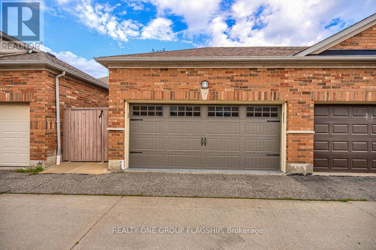 5846 Tenth Line W, Mississauga, ON - Outdoor With Exterior