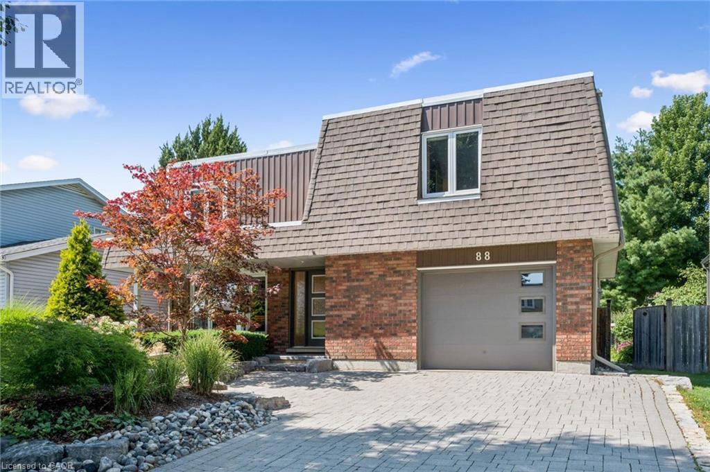 88 Manor Drive, Kitchener, ON - Outdoor
