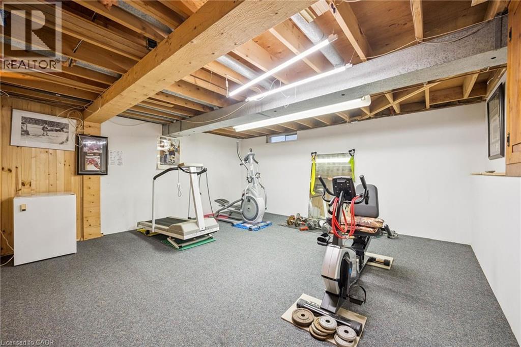 88 Manor Drive, Kitchener, ON - Indoor Photo Showing Gym Room