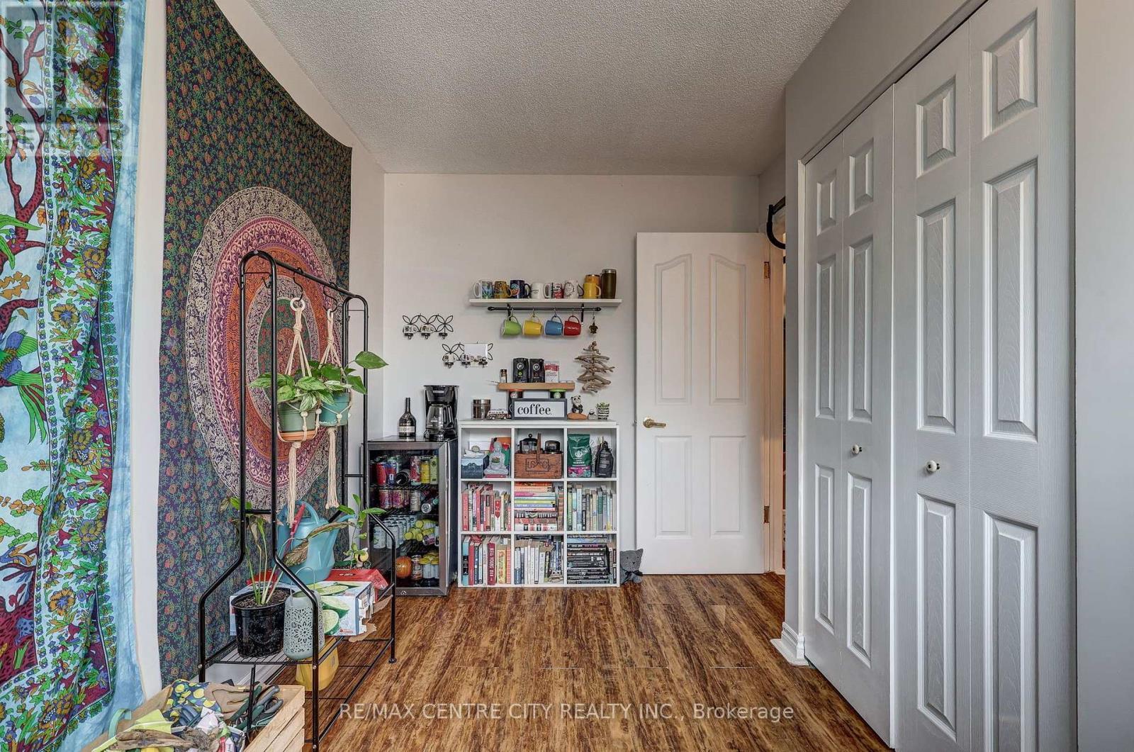 37 Fifth Avenue, St. Thomas, ON - Indoor Photo Showing Other Room