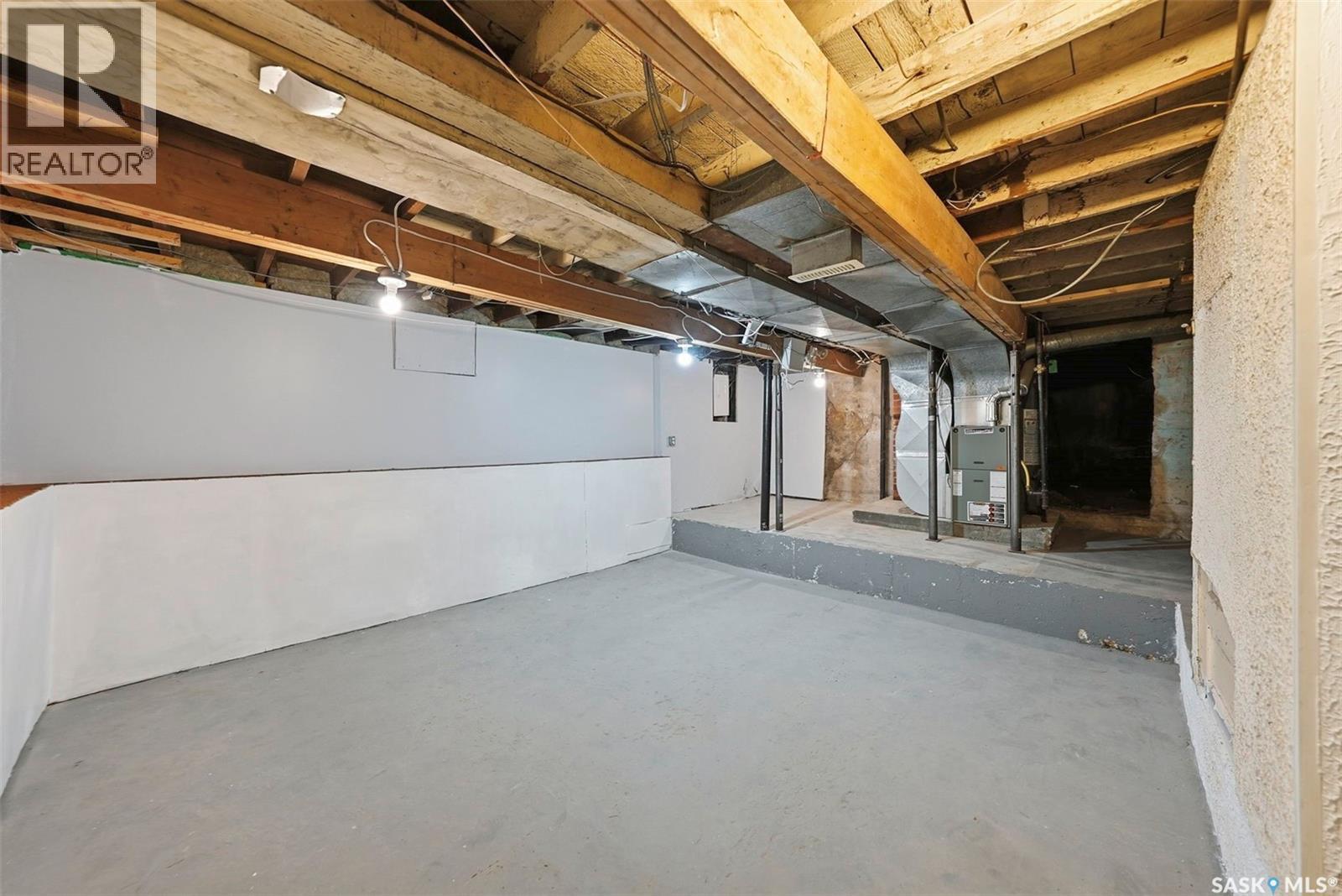 611 J Avenue S, Saskatoon, SK - Indoor Photo Showing Basement