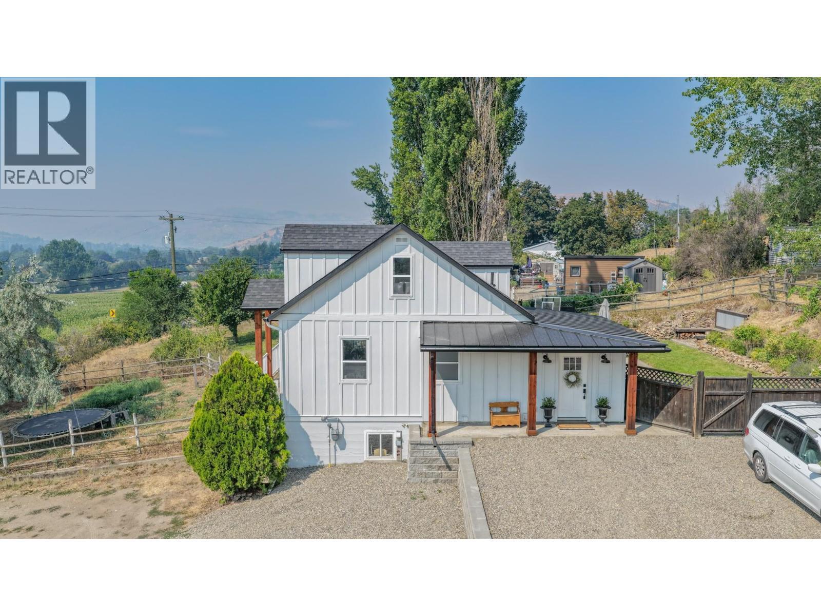 9211 6 Highway, Coldstream, BC - Outdoor