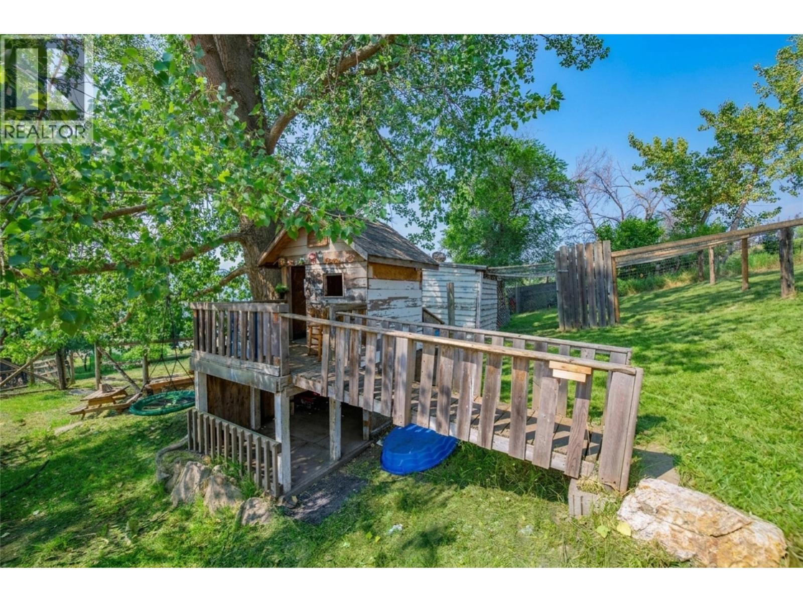 9211 6 Highway, Coldstream, BC - Outdoor With Deck Patio Veranda