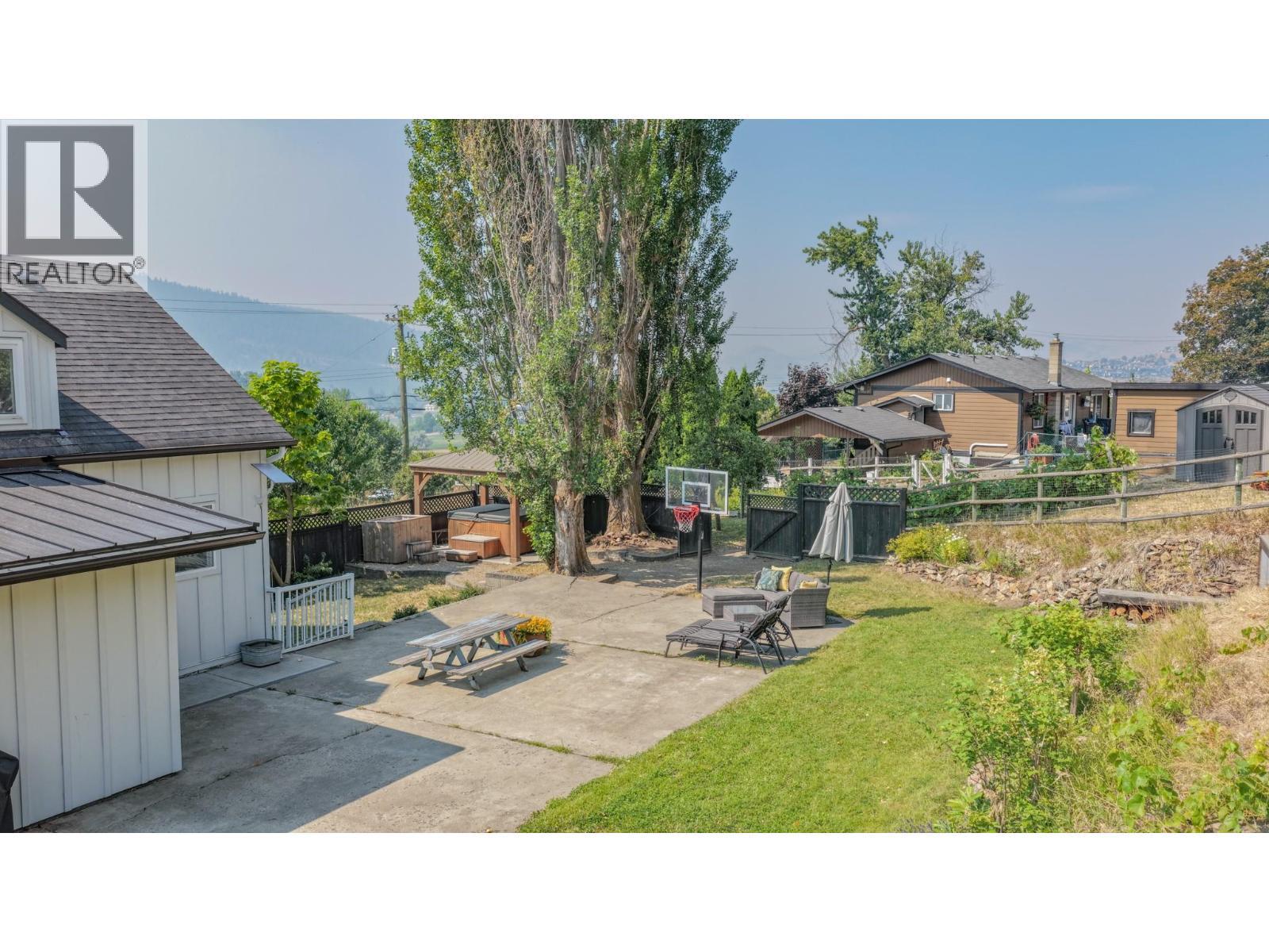 9211 6 Highway, Coldstream, BC - Outdoor